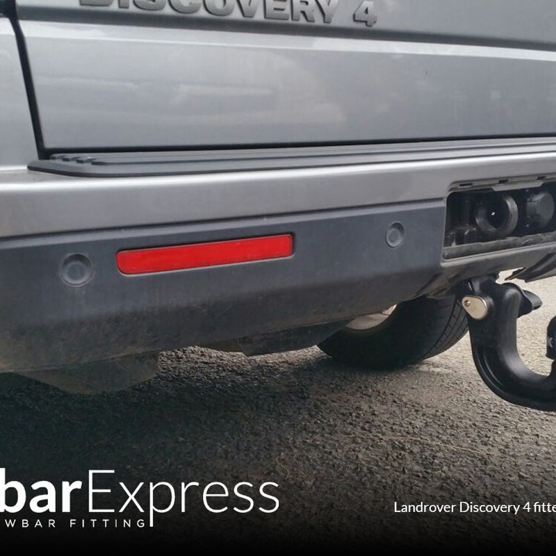 Discovery 4 Towing Package with Fitting